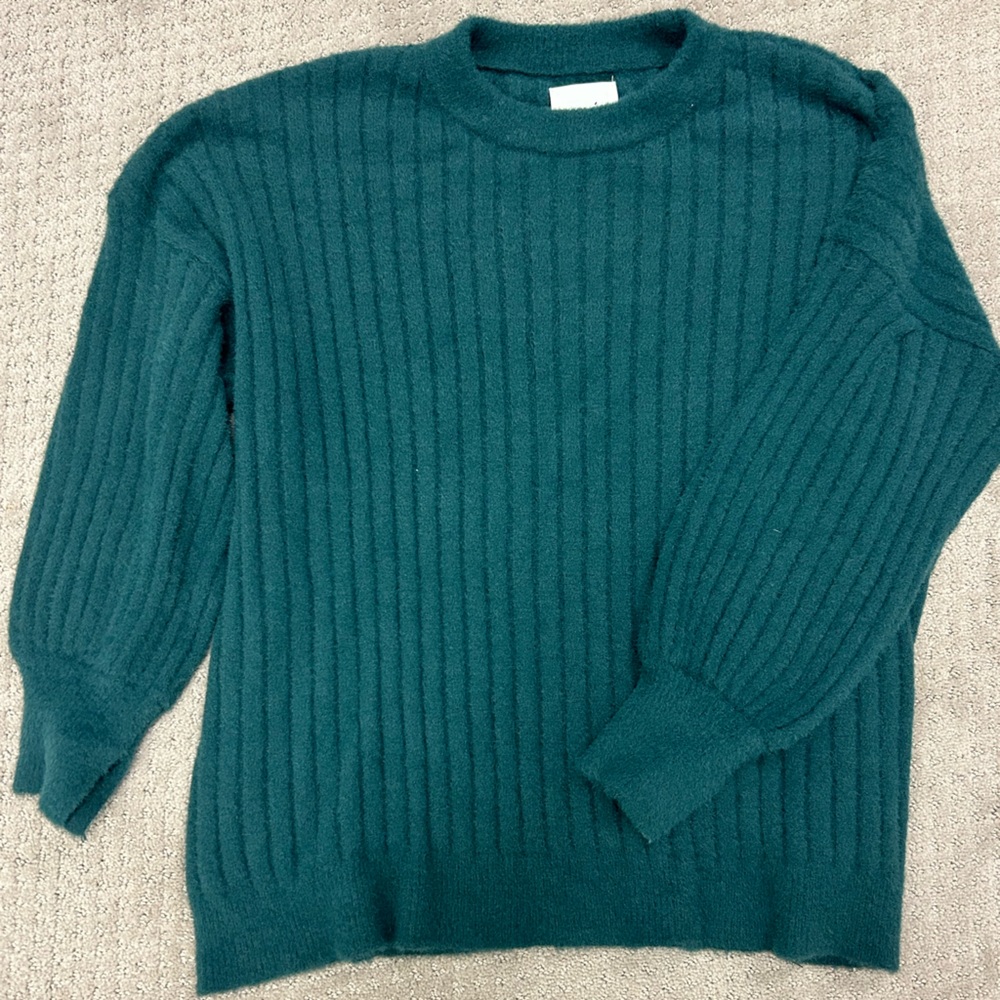aerie Sweater, size L